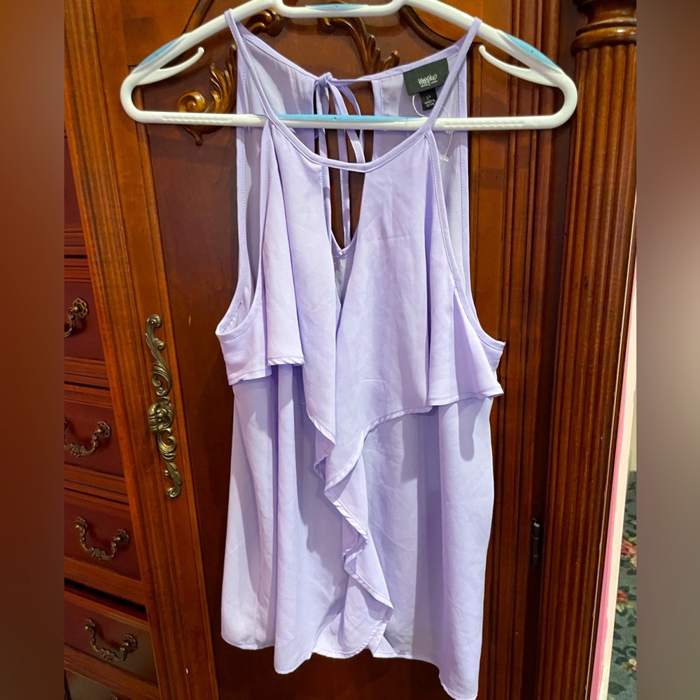 LN Lavender top M Mix & Match Bundle Sale Offers welcomed